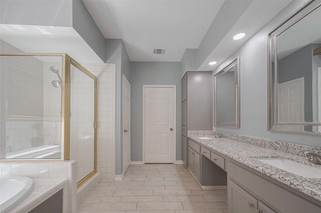 5210 Holly View Drive, Houston, TX 77091