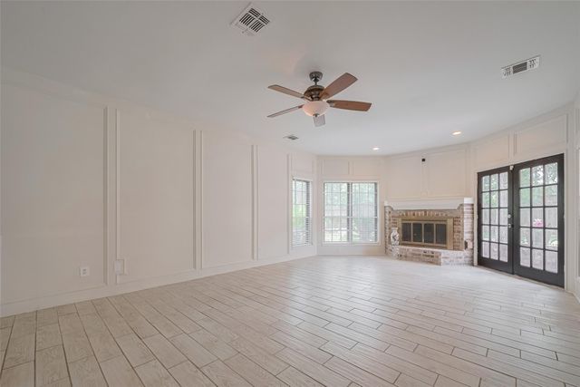 5210 Holly View Drive, Houston, TX 77091