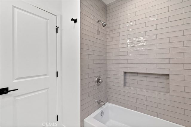 11414 Francis, Los Angeles, CA 90066