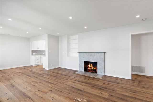 11414 Francis, Los Angeles, CA 90066