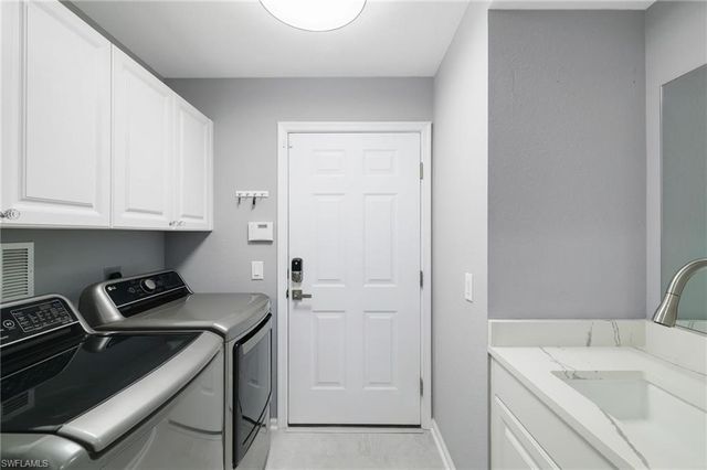 10020 Valiant CT 102, Miromar Lakes, FL 33913