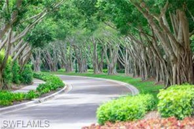 10020 Valiant CT 102, Miromar Lakes, FL 33913