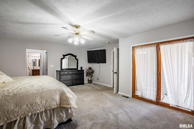 1818 Calico Road, Marion, IL 62959