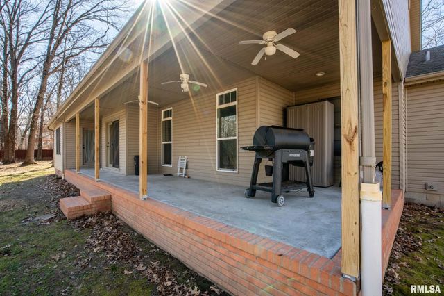 1818 Calico Road, Marion, IL 62959