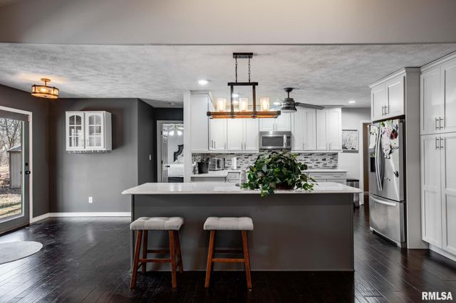 1818 Calico Road, Marion, IL 62959