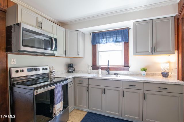 268 Spurgeon Lane, Bristol, VA 24201