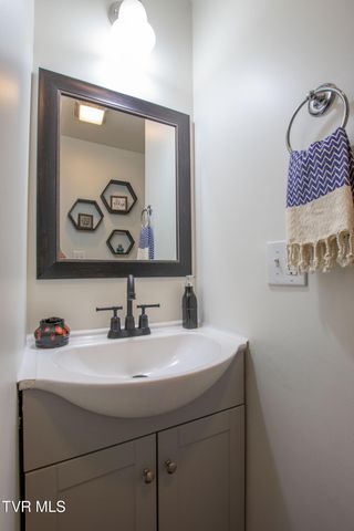 268 Spurgeon Lane, Bristol, VA 24201