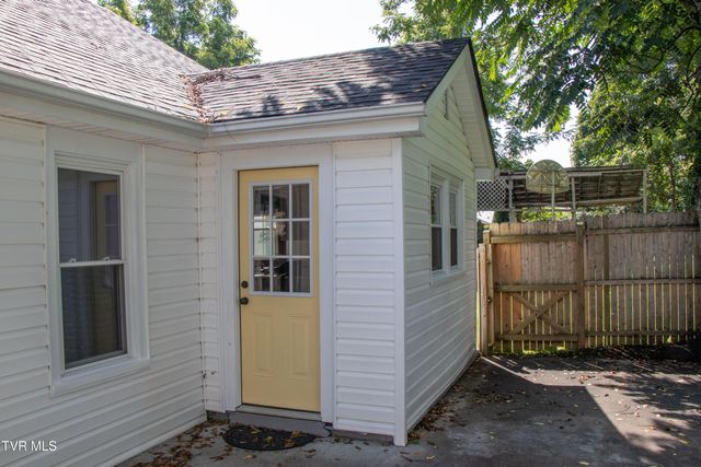 268 Spurgeon Lane, Bristol, VA 24201