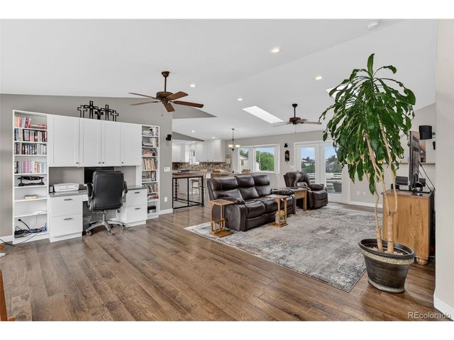 4717 Foothills Dr, Berthoud, CO 80513