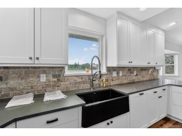 4717 Foothills Dr, Berthoud, CO 80513