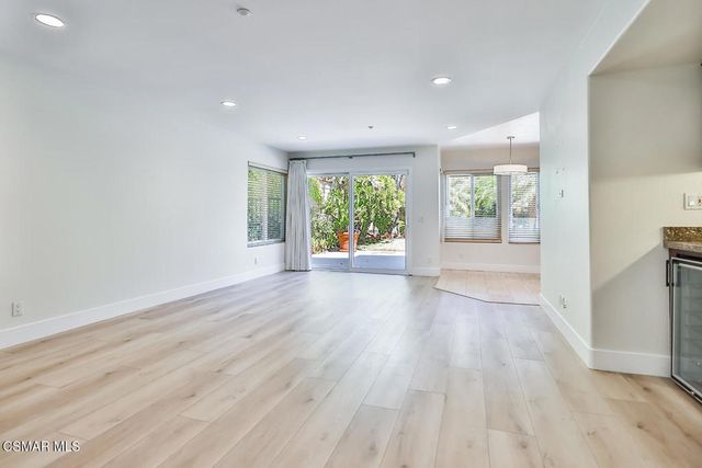 5618 Silver Valley Avenue, Agoura Hills, CA 91301