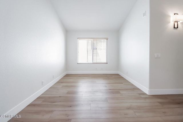 5618 Silver Valley Avenue, Agoura Hills, CA 91301
