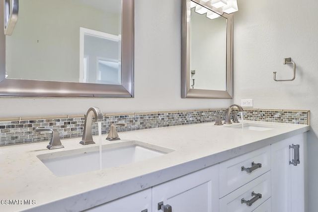 5618 Silver Valley Avenue, Agoura Hills, CA 91301