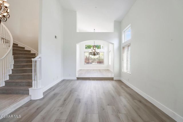 5618 Silver Valley Avenue, Agoura Hills, CA 91301