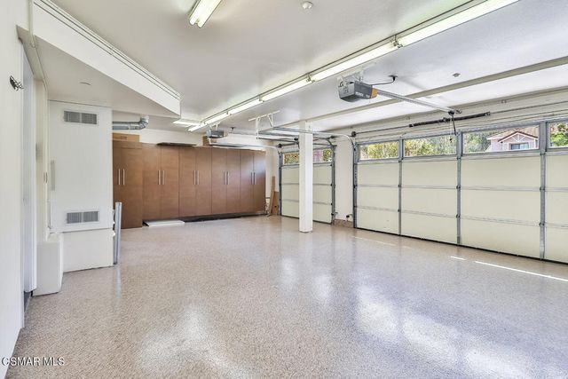 5618 Silver Valley Avenue, Agoura Hills, CA 91301