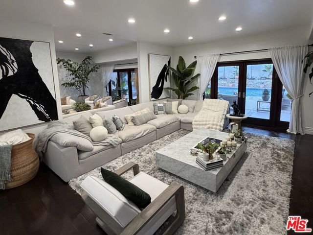 1727 San Ysidro Drive, Other - See Remarks, CA 90210