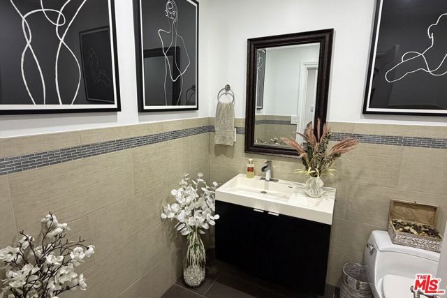 1727 San Ysidro Drive, Other - See Remarks, CA 90210