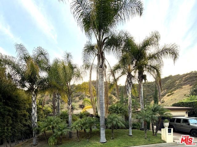 1727 San Ysidro Drive, Other - See Remarks, CA 90210
