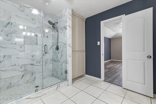 16218 Bunker Ridge Road, Houston, TX 77053