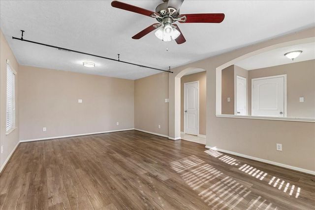 16218 Bunker Ridge Road, Houston, TX 77053