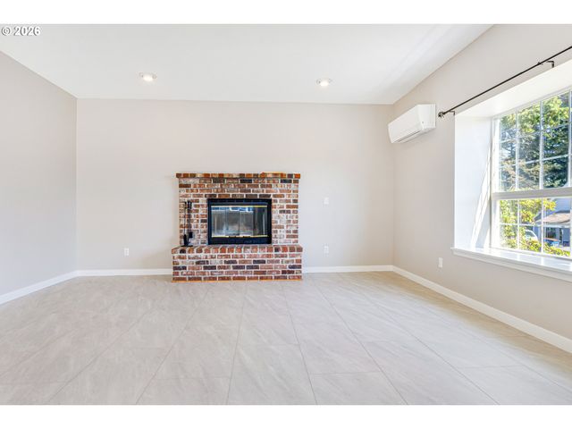 3235 Nw QUAY Dr, Lincoln City, OR 97367