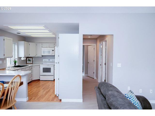 3235 Nw QUAY Dr, Lincoln City, OR 97367