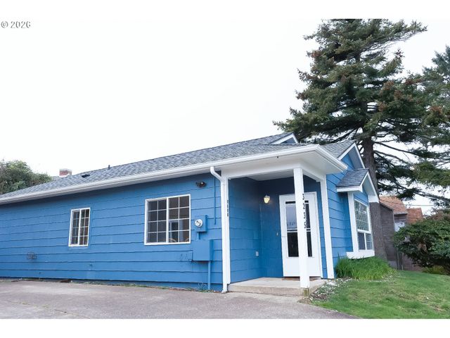 3235 Nw QUAY Dr, Lincoln City, OR 97367