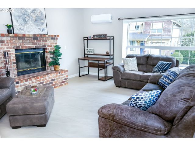 3235 Nw QUAY Dr, Lincoln City, OR 97367