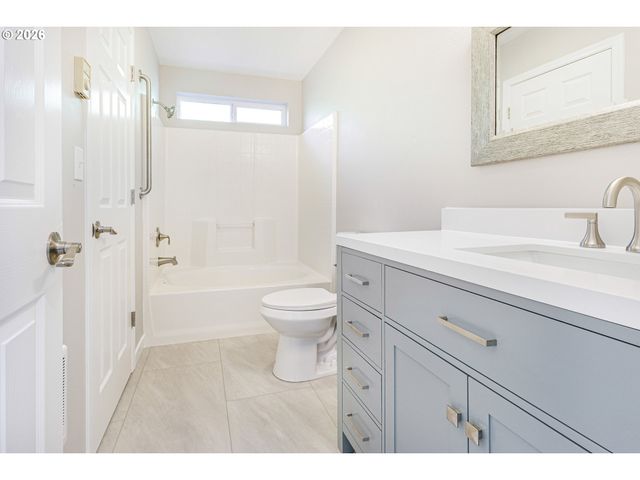 3235 Nw QUAY Dr, Lincoln City, OR 97367