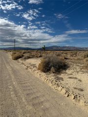 85 th Street W, Rosamond, CA 93560