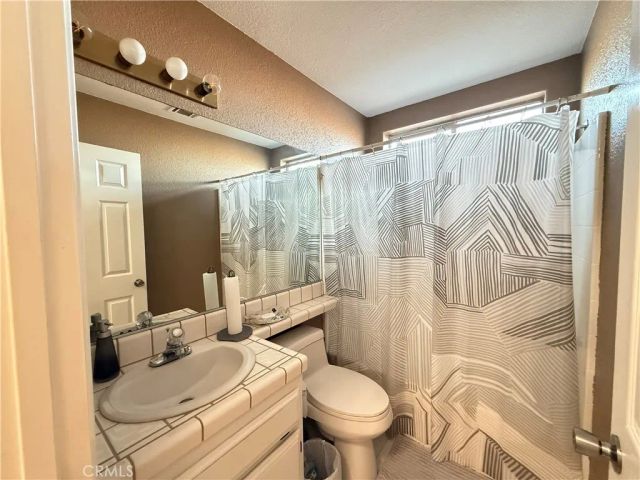 7653 Phelan, Phelan, CA 92371