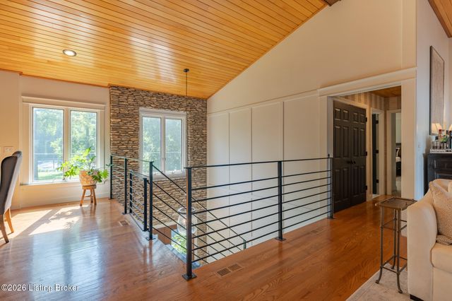 3028 Belknap Beach Rd, Prospect, KY 40059