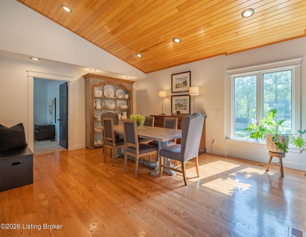 3028 Belknap Beach Rd, Prospect, KY 40059