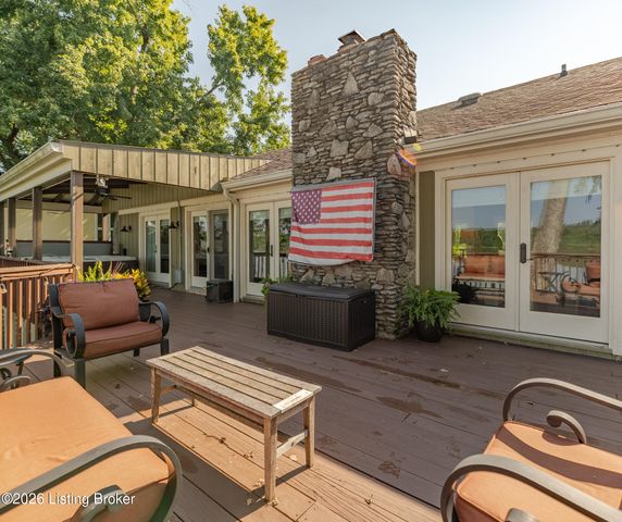 3028 Belknap Beach Rd, Prospect, KY 40059