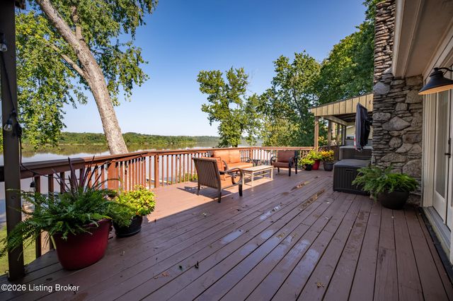 3028 Belknap Beach Rd, Prospect, KY 40059
