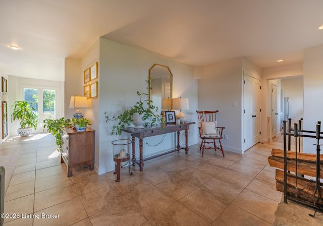 3028 Belknap Beach Rd, Prospect, KY 40059