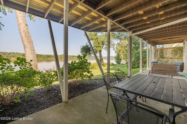 3028 Belknap Beach Rd, Prospect, KY 40059