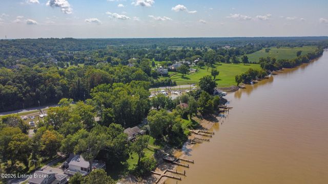 3028 Belknap Beach Rd, Prospect, KY 40059