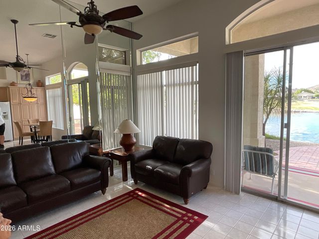 6062 W ABRAHAM Lane, Glendale, AZ 85308