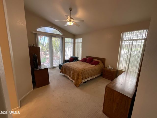 6062 W ABRAHAM Lane, Glendale, AZ 85308