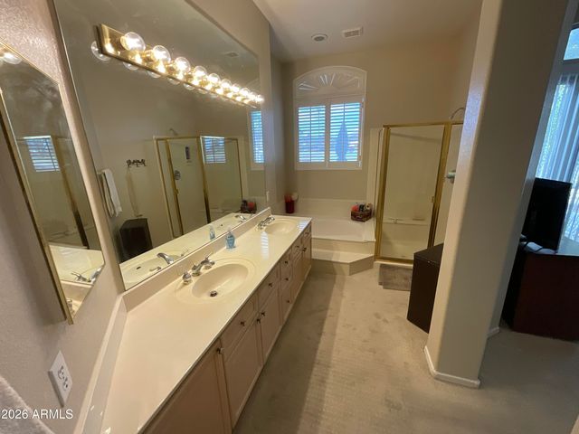 6062 W ABRAHAM Lane, Glendale, AZ 85308