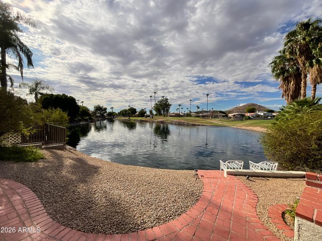 6062 W ABRAHAM Lane, Glendale, AZ 85308