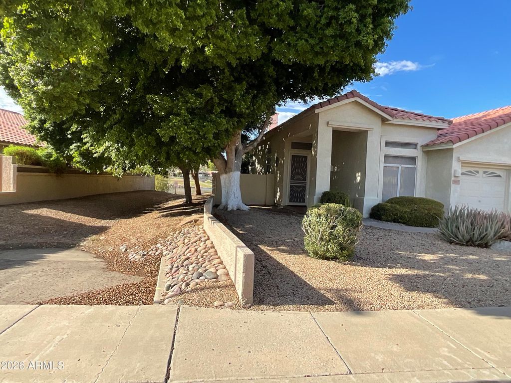 6062 W ABRAHAM Lane, Glendale, AZ 85308 — photo 4