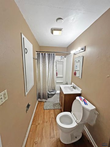 720 HAINES AVE, Rapid City, SD 57701