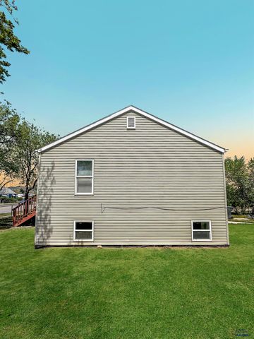 720 HAINES AVE, Rapid City, SD 57701