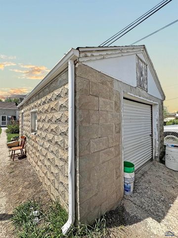 720 HAINES AVE, Rapid City, SD 57701