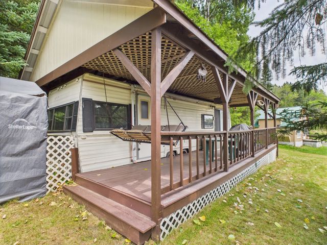 1459 Main Street, Pittsburg, NH 03592