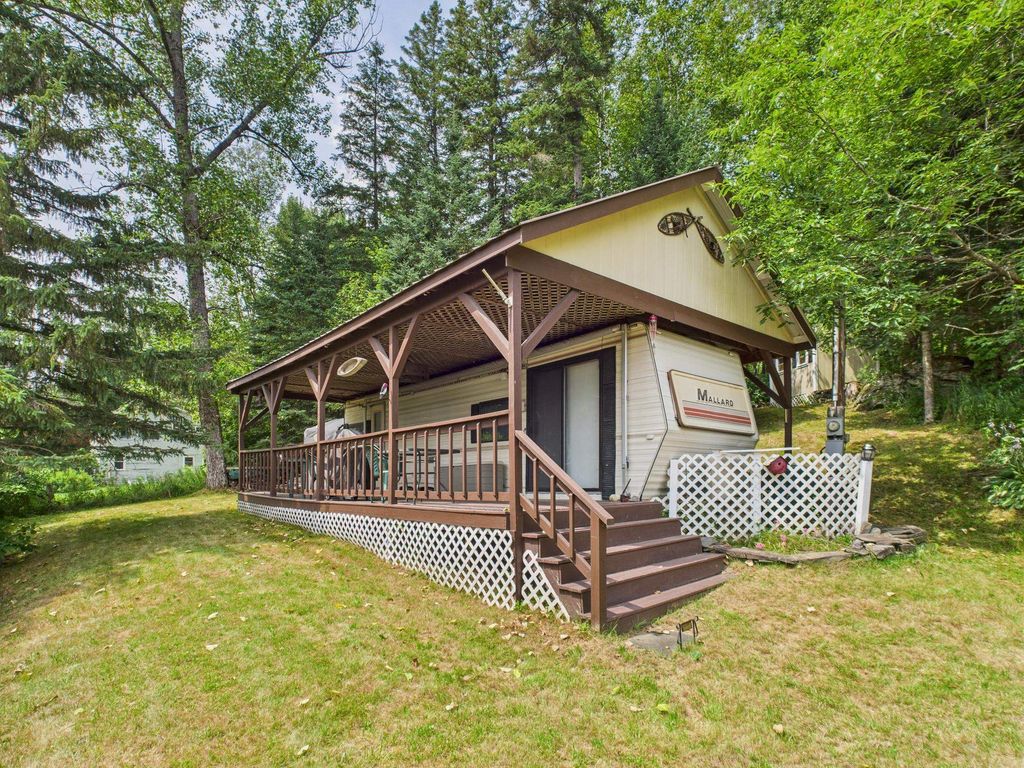 1459 Main Street, Pittsburg, NH 03592