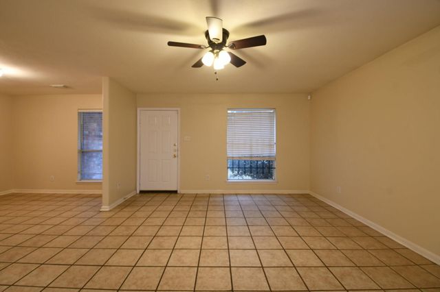 8611 Texas Acorn Avenue, Houston, TX 77078