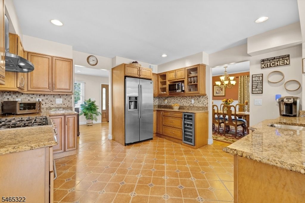 124 Mountain Ave, Warren Twp., NJ 07059 — photo 5